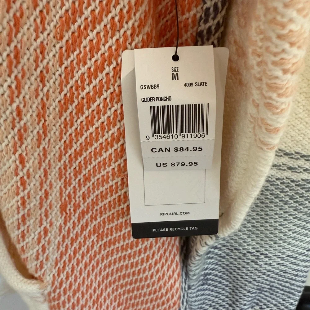 BRAND NEW RIP CURL HOODIE. Size Medium - Picture 4 of 4
